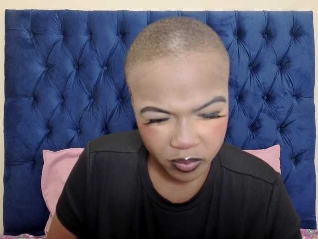 QueenKarmaX live cam on BongaCams