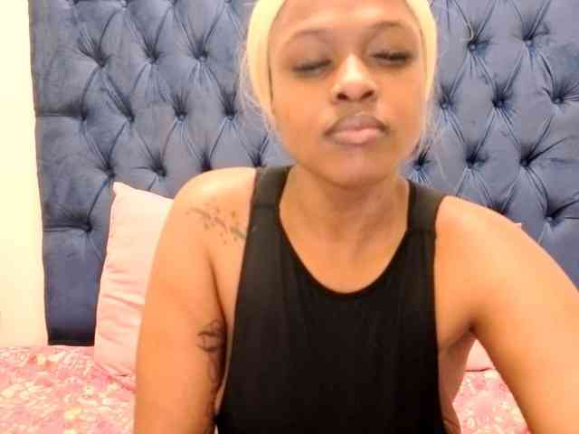 QueenKarmaX webcam