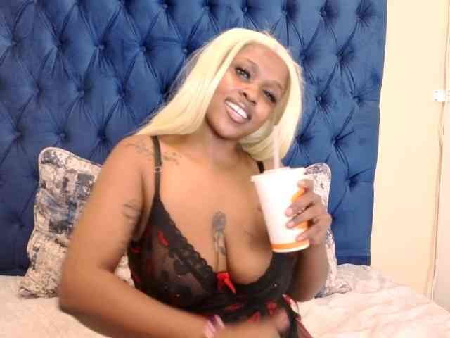 QueenKarmaX webcam
