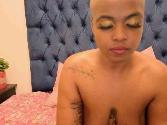 QueenKarmaX webcam