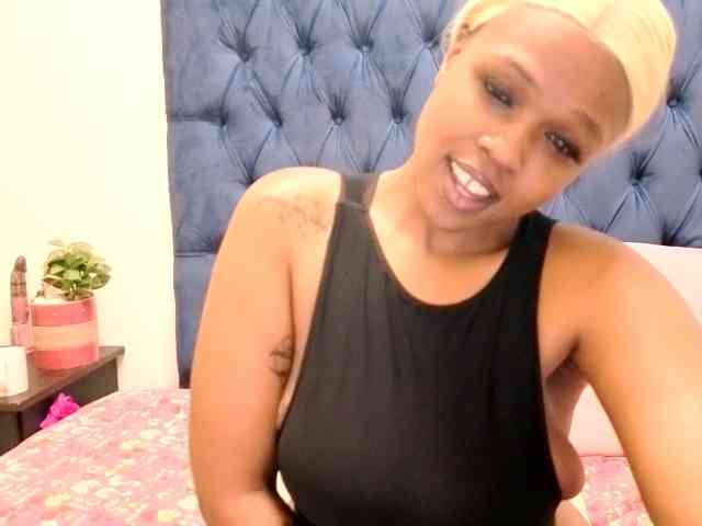 QueenKarmaX webcam