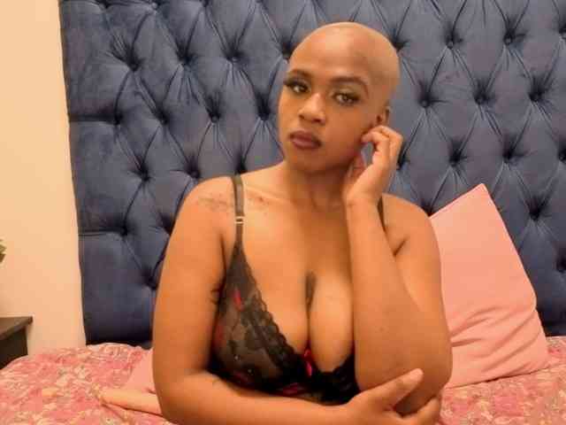 QueenKarmaX webcam