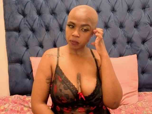 QueenKarmaX webcam