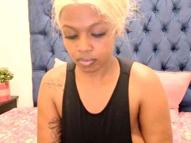 QueenKarmaX webcam