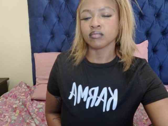 QueenKarmaX webcam