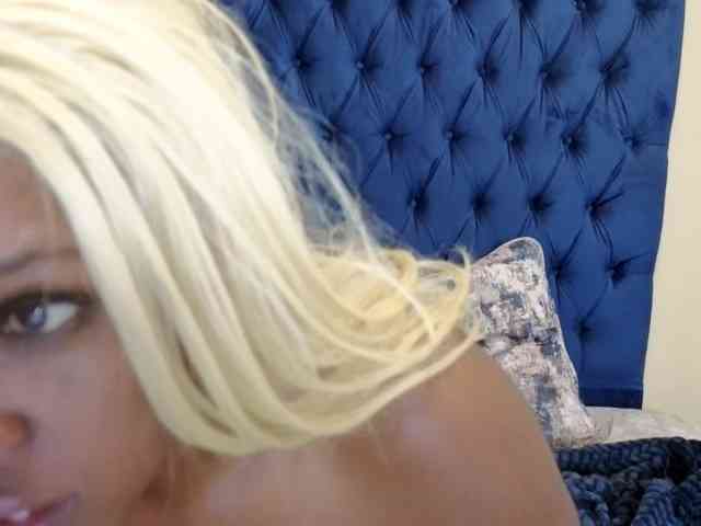 QueenKarmaX webcam