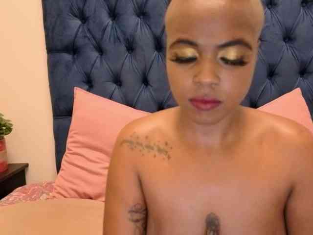QueenKarmaX webcam