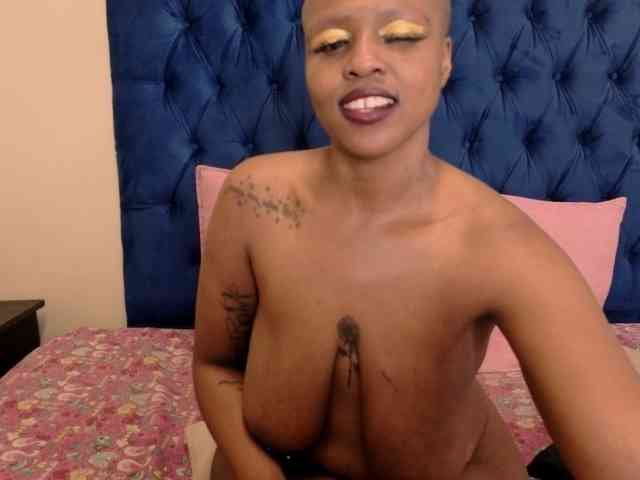 QueenKarmaX webcam