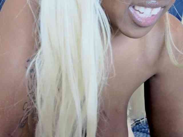 QueenKarmaX webcam