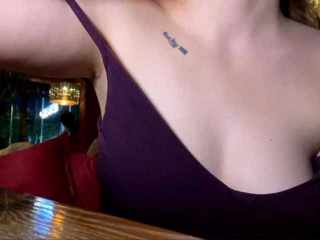 RosariaFrankland live cam on BongaCams