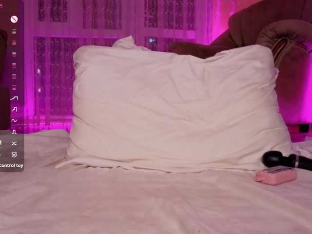 RosariaFrankland live cam on BongaCams