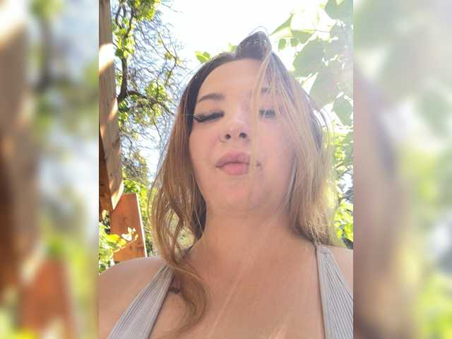 RosariaFrankland live cam on BongaCams