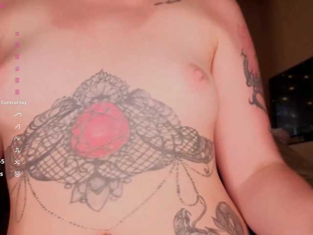RosariaFrankland live cam on BongaCams