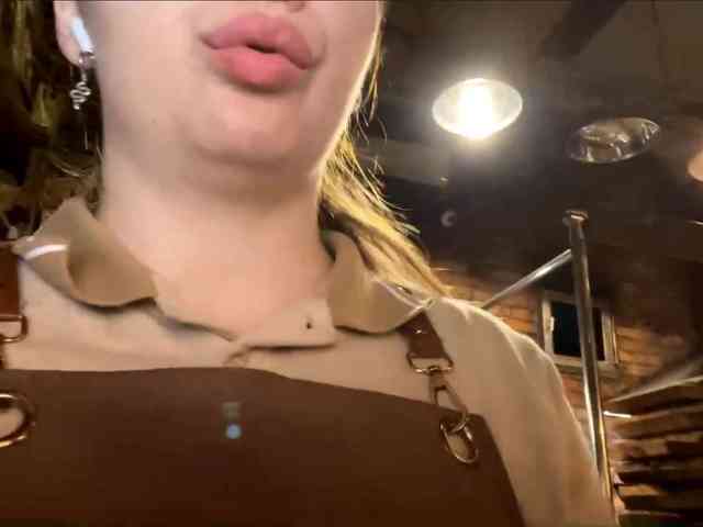 Mia_sweet webcam