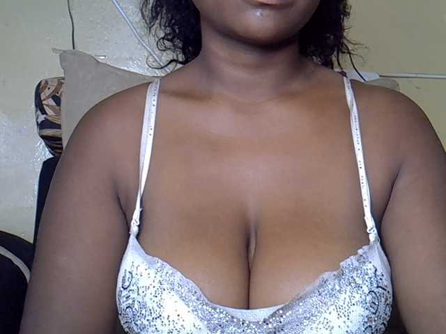 Nohemiaa live cam on BongaCams