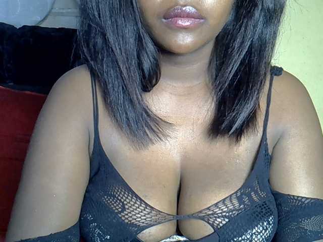 Nohemiaa live cam on BongaCams