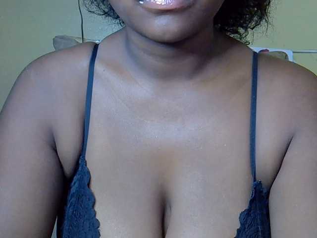 Nohemiaa live cam on BongaCams