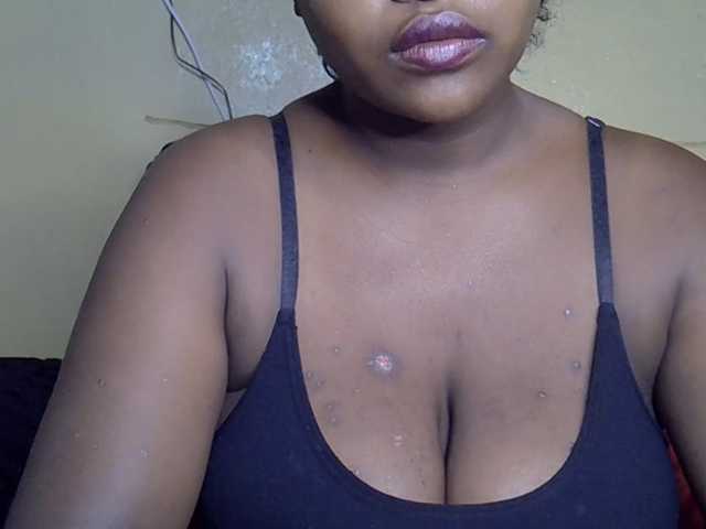 Nohemiaa live cam on BongaCams