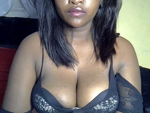 Nohemiaa live cam on BongaCams