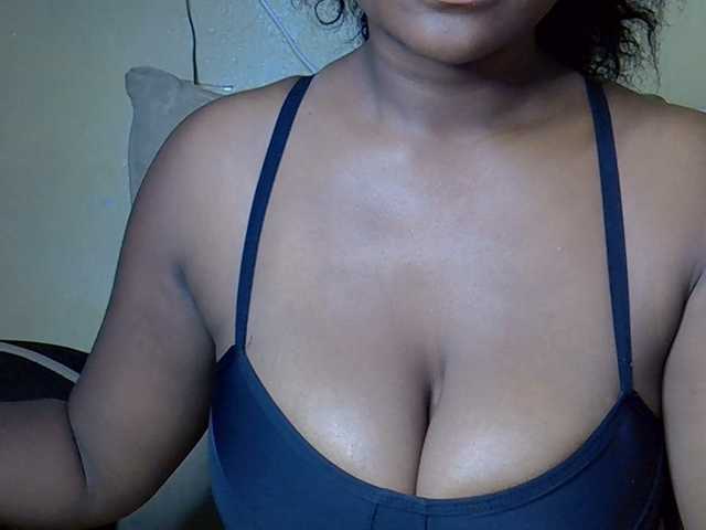 Nohemiaa live cam on BongaCams