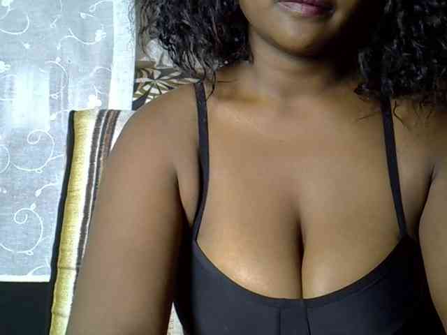 Modèle: Nohemiaa