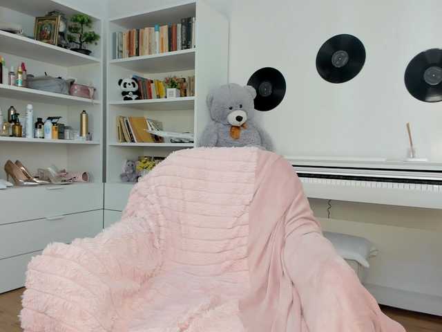 JudyLea18 live cam on BongaCams