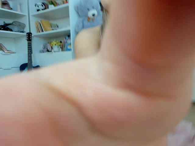 JudyLea18 webcam