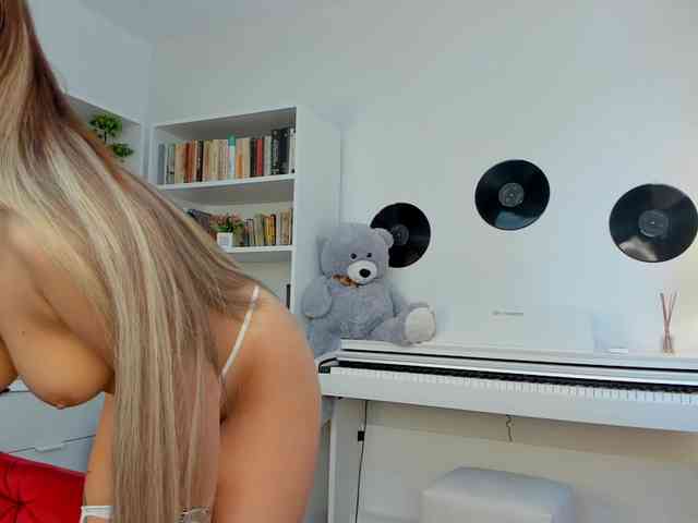 JudyLea18