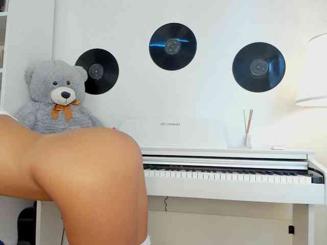 JudyLea18 Sex Cam Show