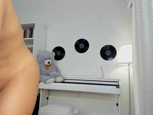 JudyLea18