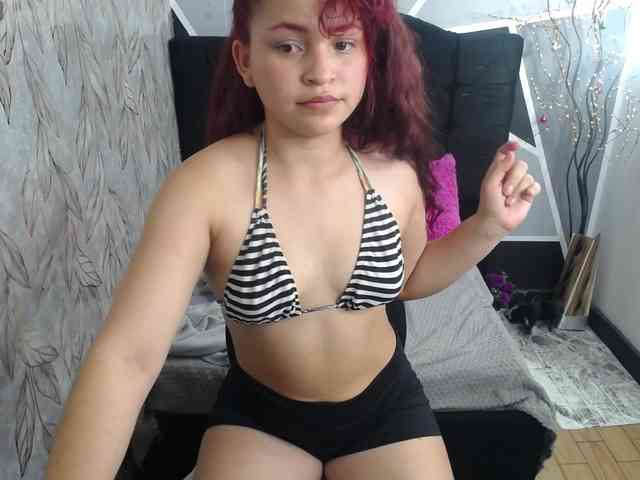 lucy-red webcam