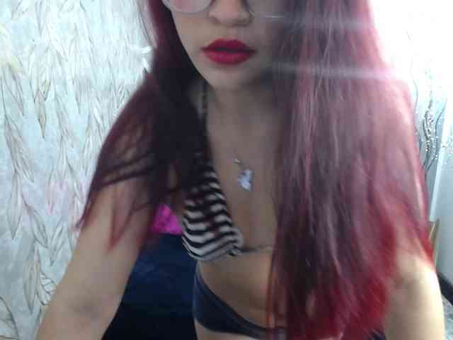 lucy-red webcam