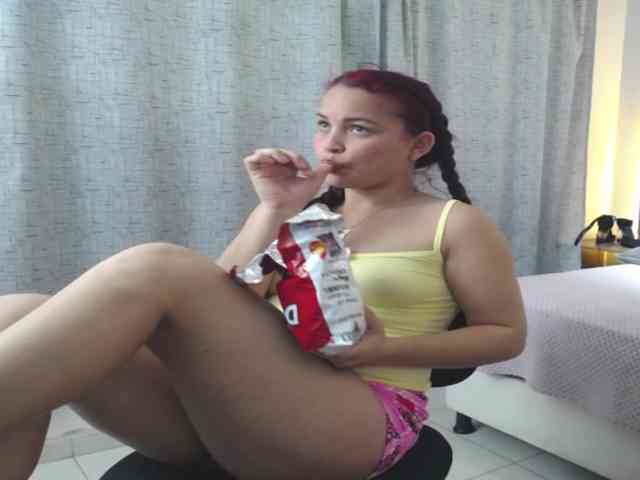 lucy-red webcam