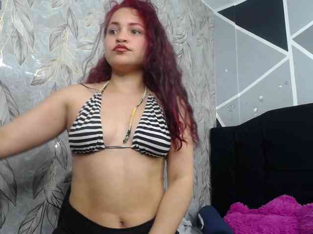 lucy-red webcam