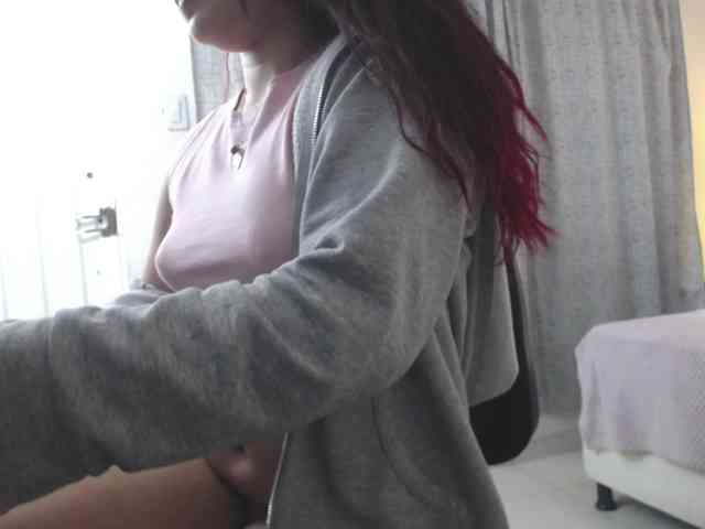 lucy-red webcam