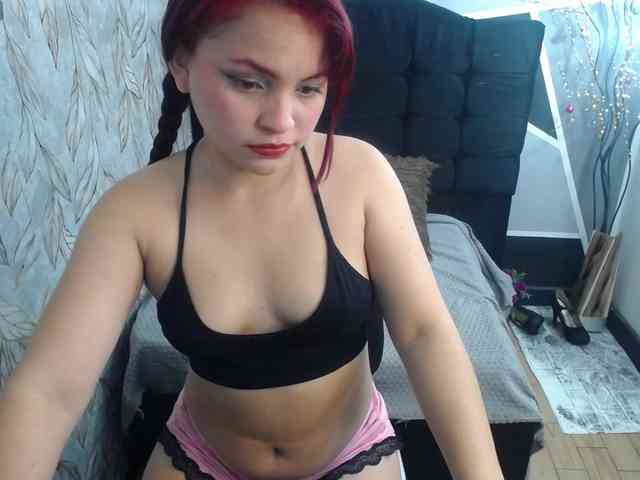 lucy-red webcam
