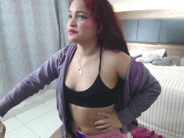 lucy-red webcam