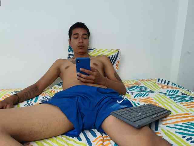 Axelgaell Axelgaell