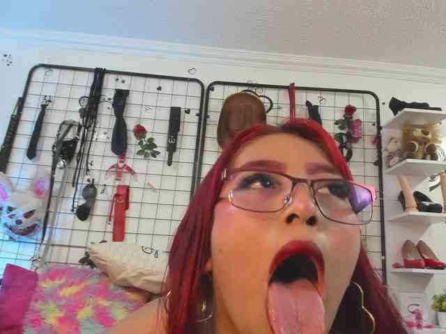 royaltemptationn webcam