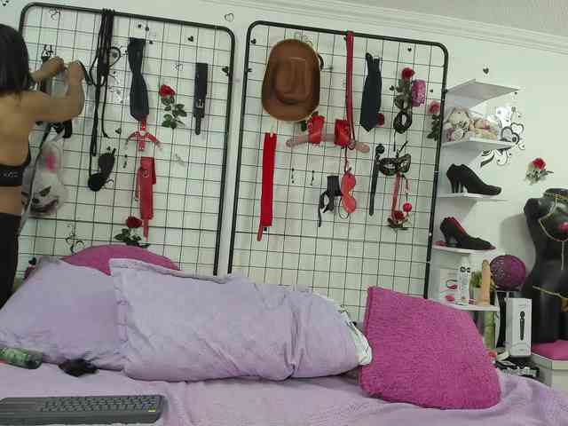 royaltemptationn webcam
