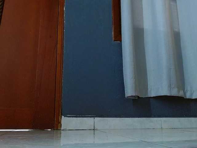 LOLIITA live webcam show