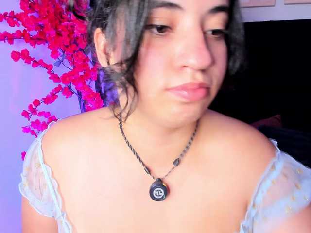 Kriss-Chang live cam on BongaCams