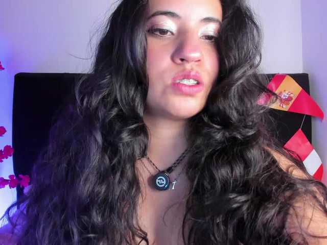 Kriss-Chang live cam on BongaCams