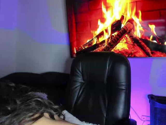 Kriss-Chang live cam on BongaCams