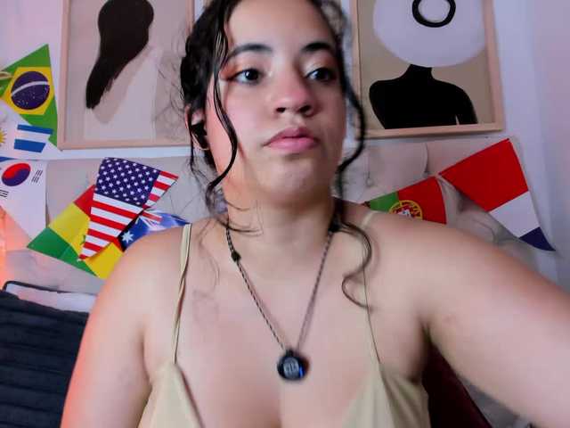 Kriss-Chang live cam on BongaCams