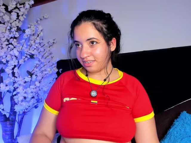 Kriss-Chang live cam on BongaCams