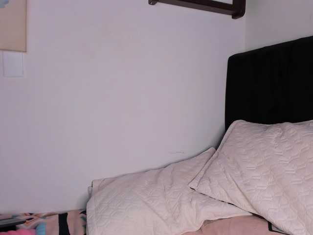 Kriss-Chang live cam on BongaCams