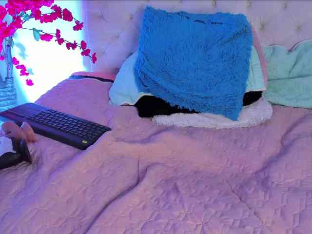 Kriss-Chang webcam