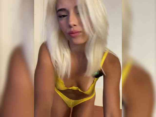 Modelo: Bubuqueenn