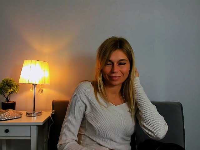 FreyaHoney, live now on BongaCams